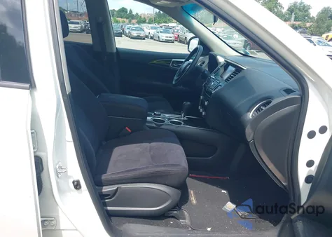 2013 Nissan Pathfinder Sv z USA, uszkodzony, nr VIN 5N1AR2MM7DC627457